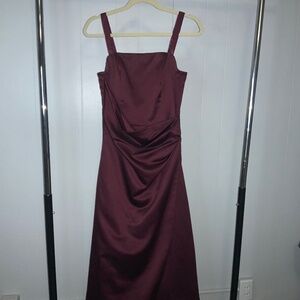 David’s Bridal burgundy satin formal prom dress 12 ruched waist boning crinoline